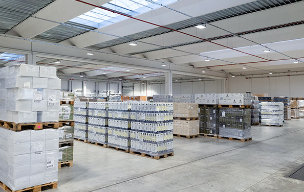 Network di aziende italiane specializzate nella
distribuzione di prodotti alimentari.
Trasporto a temperatura controllata anche
per gli alimenti attualmente non normati dall'ATP.
Movimentiamo i generi alimentari garantendone le
caratteristiche igieniche, nutrizionali e qualitative
dal sito di produzione alla destinazione.